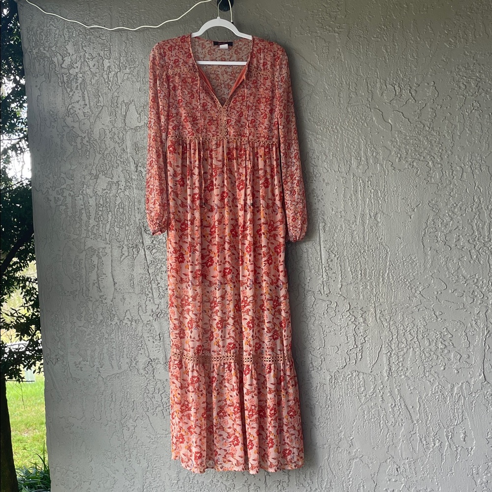Chic Long Sleeve Floral Dress in Red